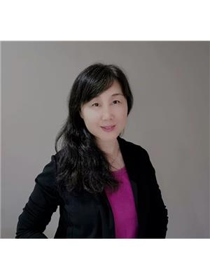 Anna Qiu