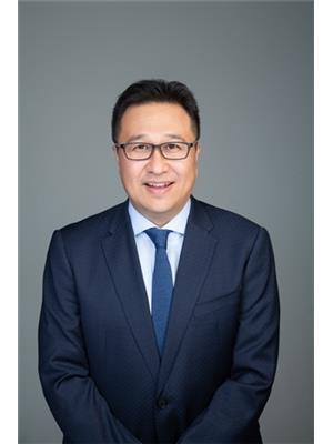 Banks Liang