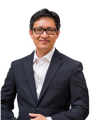 Martin Chow | REALTOR.ca