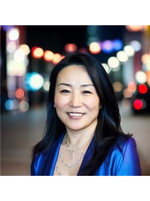 Suzie Zhang