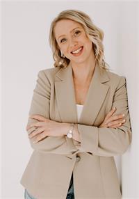 LEANNE COMEAU