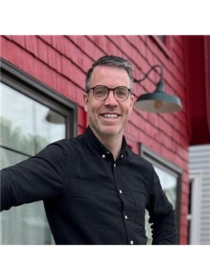 David C MacDonald