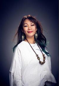 Vivian Lee