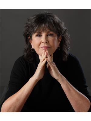 LINDA LOFTUS