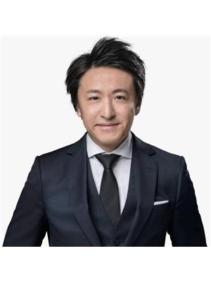 BRUCE HU