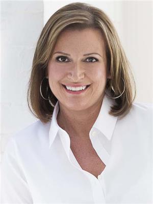 CHANTAL VAILLANCOURT