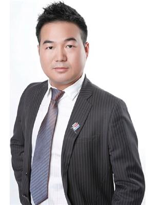 TOMMY LAU