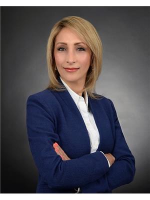 NILOO BOROUMAND
