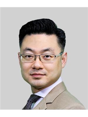 DANIEL CHO