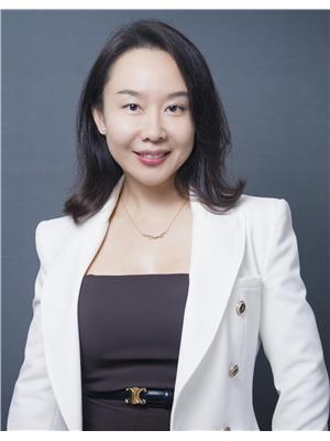 JESSICA YI HUANG