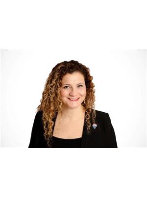 MYRIAM BOUEIZ