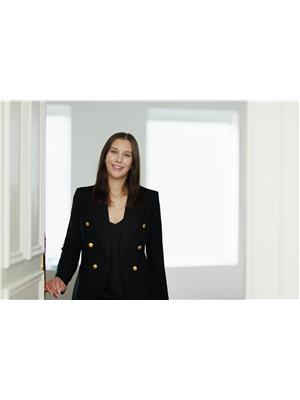 EMILY PHINNEY