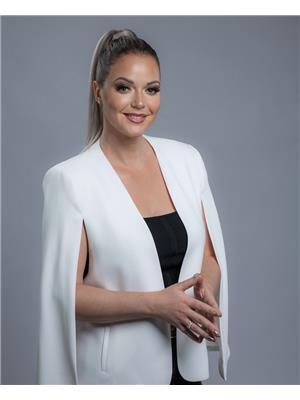 JULIA CRESIUN