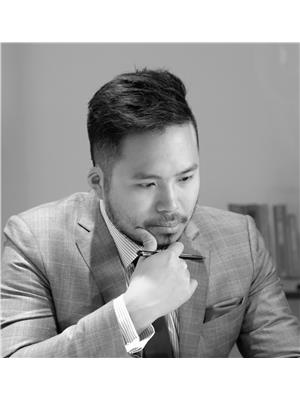 GARRY WONG