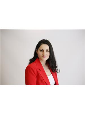 LANA ISTRATI