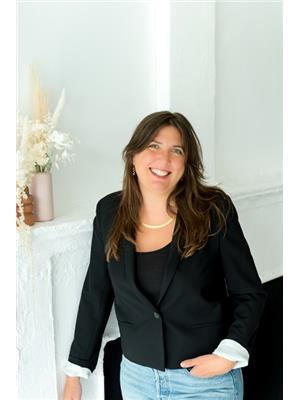 GEORGINA BLANCHARD