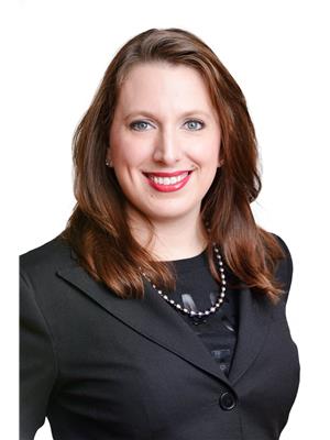 Tamara Villanyi Bokor