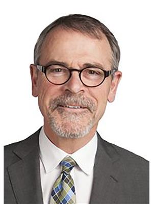 Claude Davis