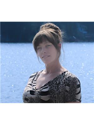 Jennifer Barton