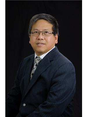 KIEW-MUN WONG