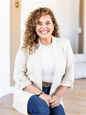 LISA ITURRIAGA