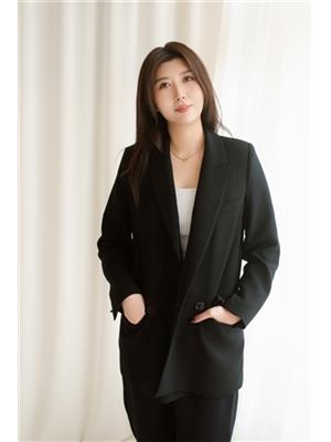 Teresa Liu
