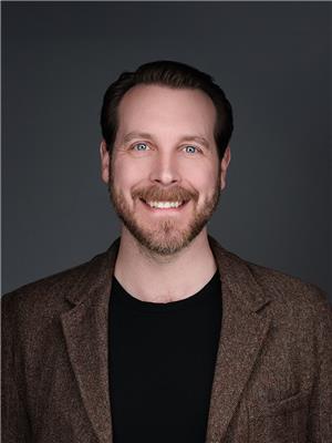 Brett Johnston
