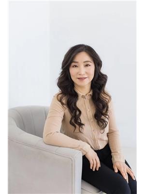 Vivian Lin