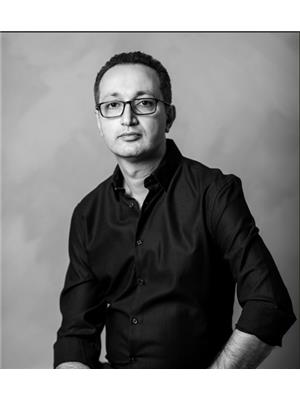 ZARTOSHT VAHABI
