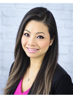 Ngoc-Lan Truong