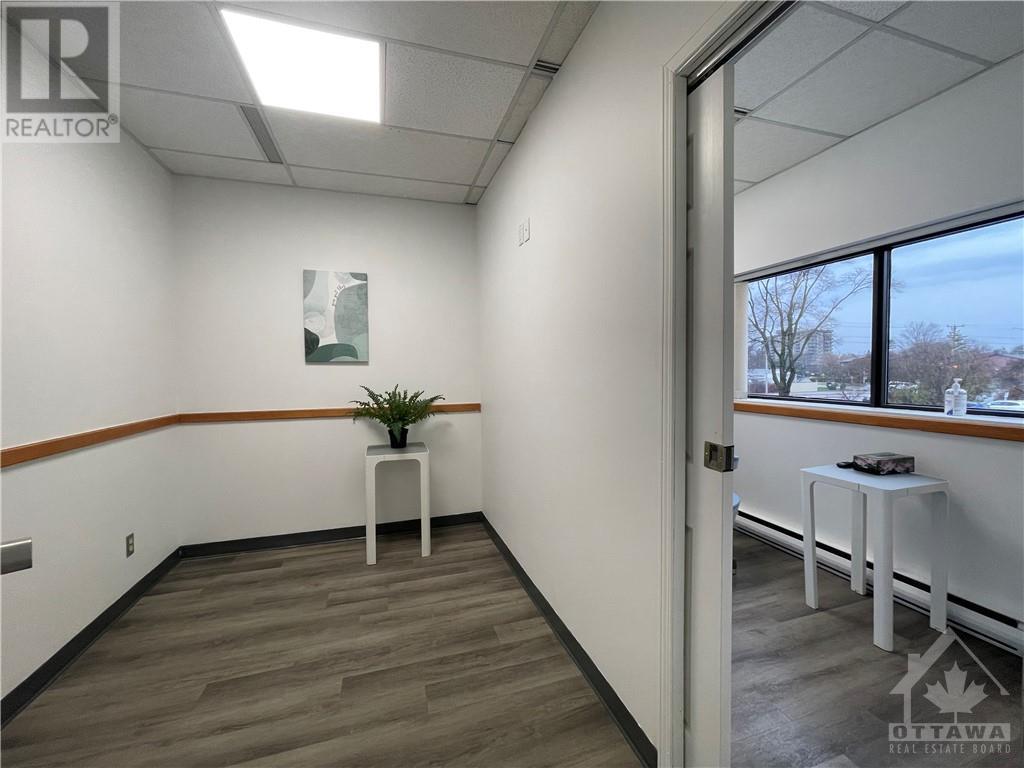 For lease 139 GREENBANK ROAD UNIT200, Nepean, Ontario K2H9A5