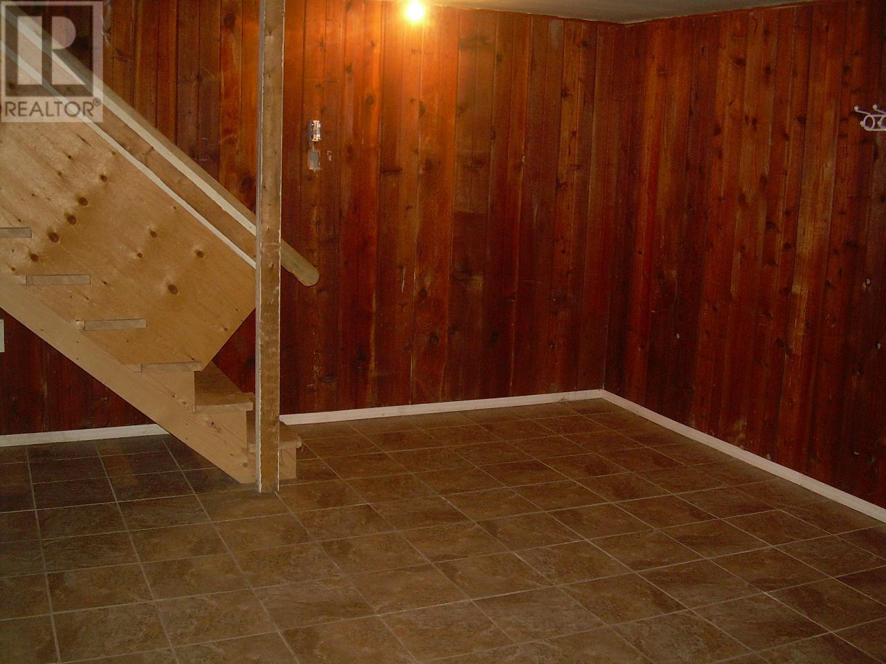 For sale 25752587 THOMPSON DRIVE, Kamloops, British Columbia V2C4L5 166881 REALTOR.ca