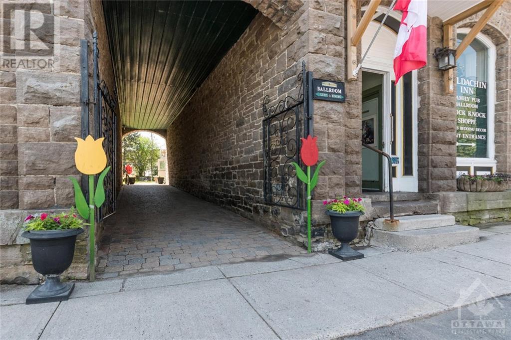 For sale 111 ST LAWRENCE STREET, Merrickville, Ontario K0G1N0