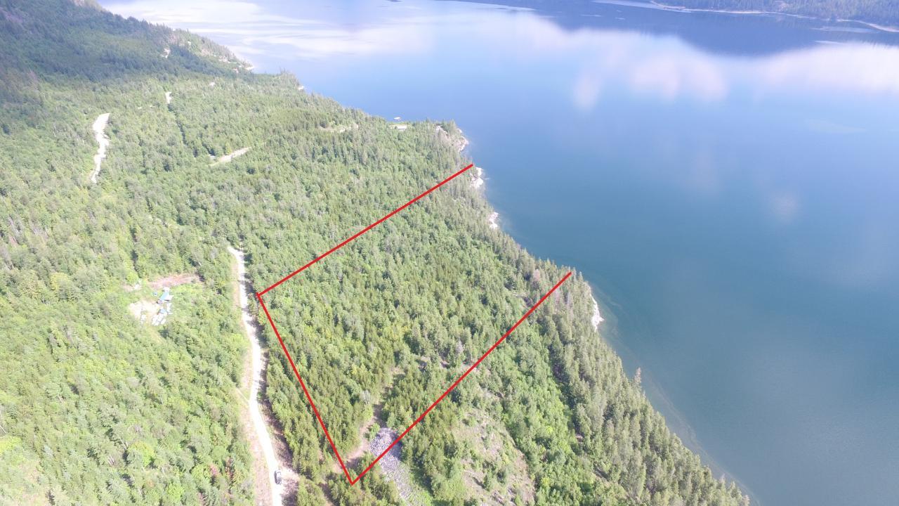 For sale Lot 4 LOWER ARROW LAKE, Castlegar, British Columbia V1N3H3