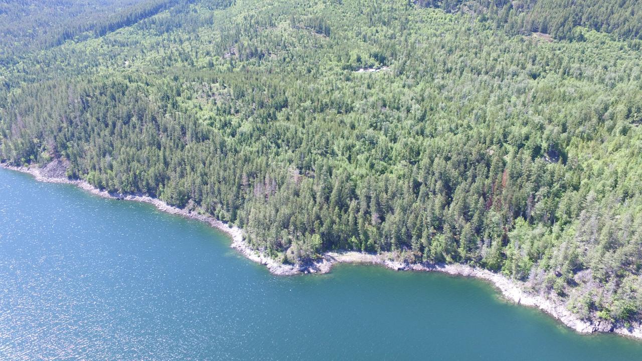For sale Lot 4 LOWER ARROW LAKE, Castlegar, British Columbia V1N3H3