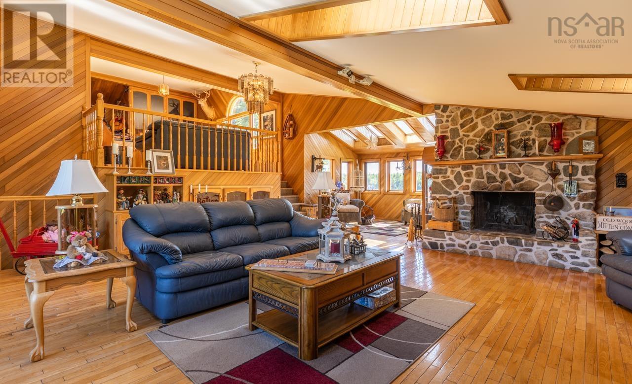 For sale 185 Rocky Ridge Road, Canaan, Nova Scotia B0W3M0 202215573