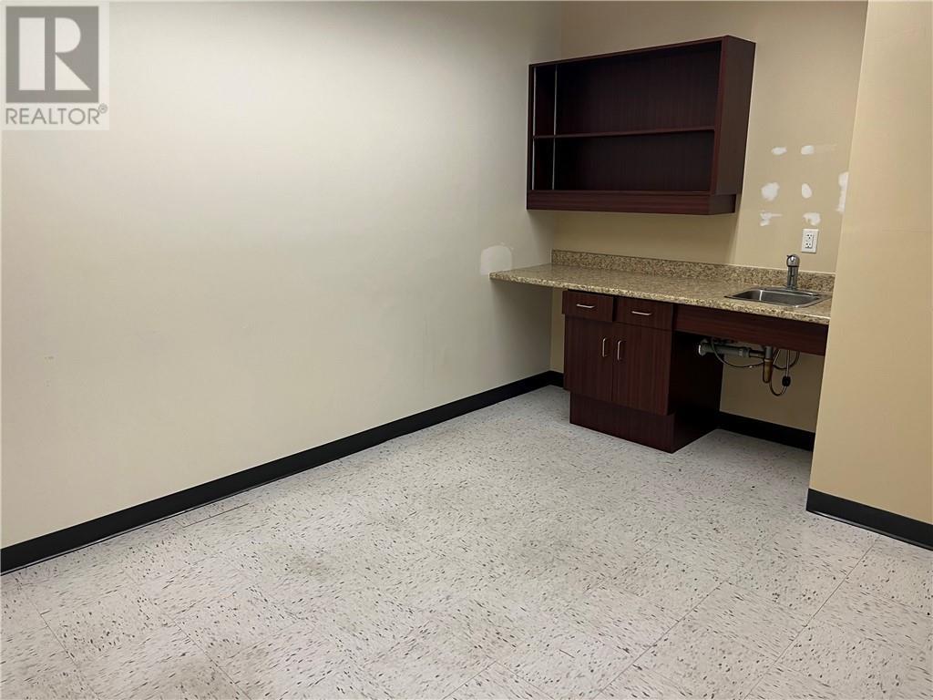 For rent 352 MAIN STREET UNIT202, Hawkesbury, Ontario K6A1A5