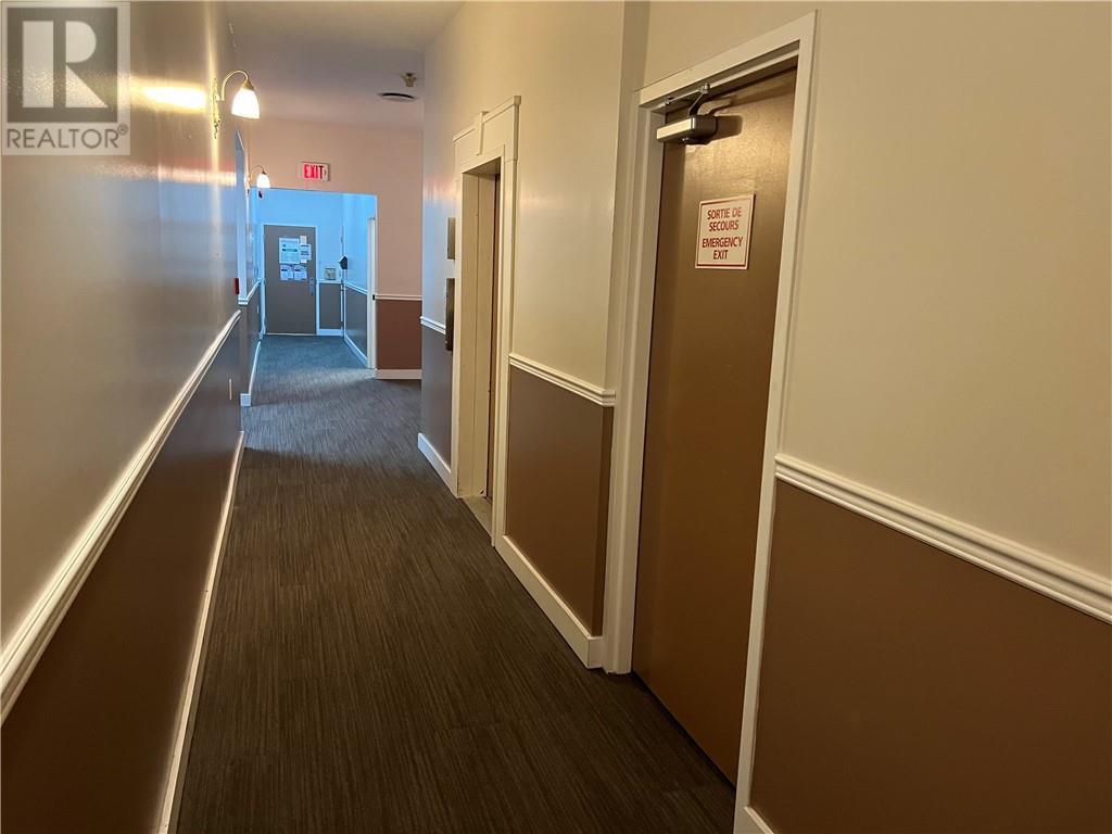 For rent 352 MAIN STREET W UNIT203, Hawkesbury, Ontario K6A1A5