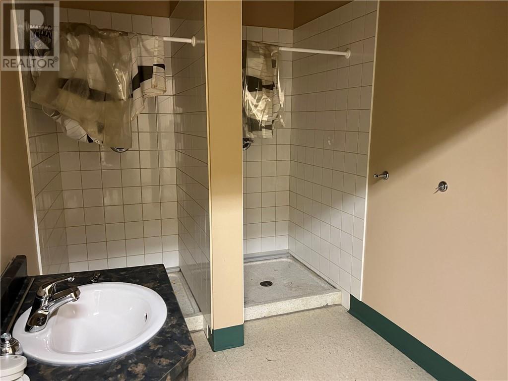 For rent 352 MAIN STREET W UNIT203, Hawkesbury, Ontario K6A1A5