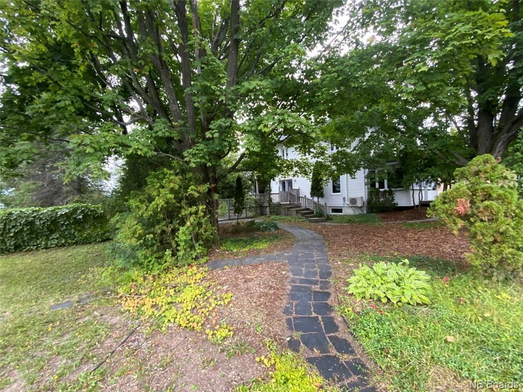 For sale 58 Avenue, Edmundston, New Brunswick E3V2W2 NB079008 REALTOR.ca