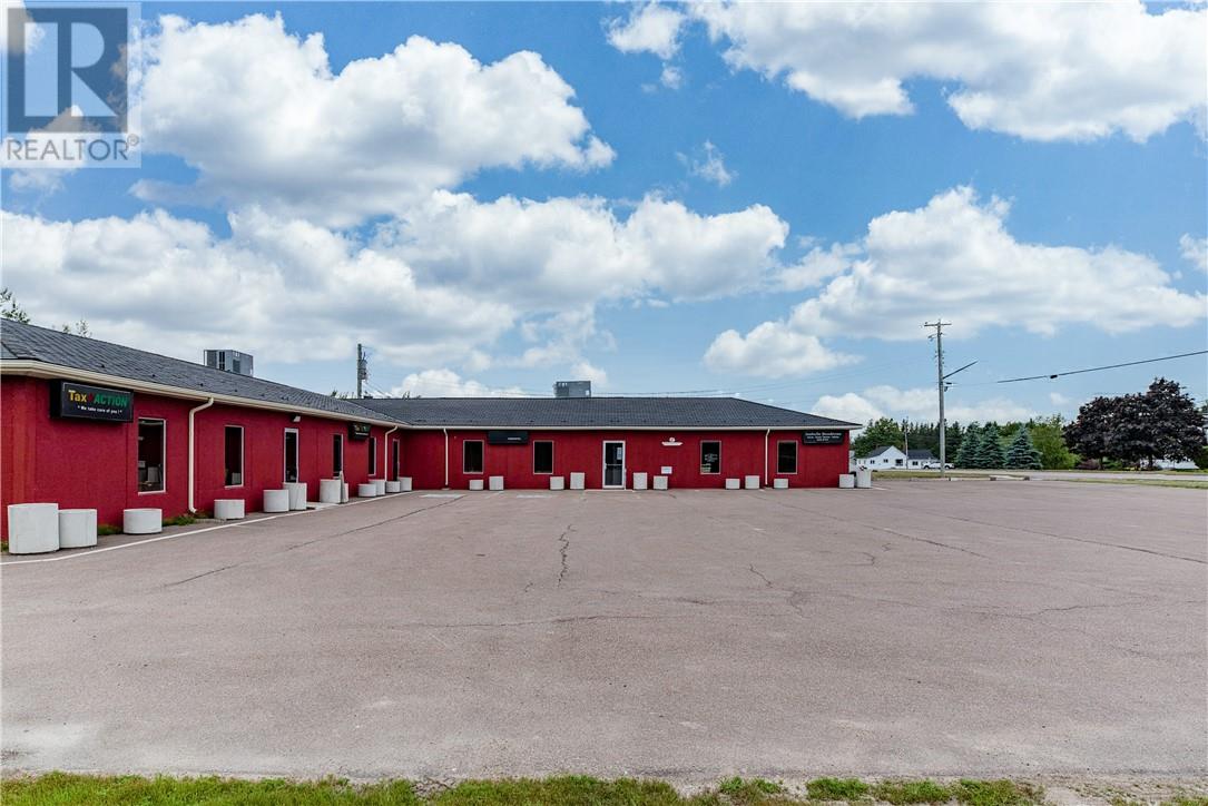 For sale 9550 Main ST, Richibucto, New Brunswick E4W4E4 M147767