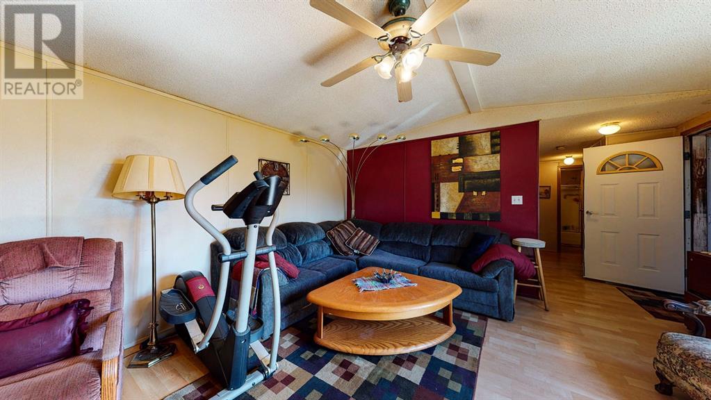 For sale 711 8 Avenue E, Bow Island, Alberta T0K0G0 A1225229 REALTOR.ca