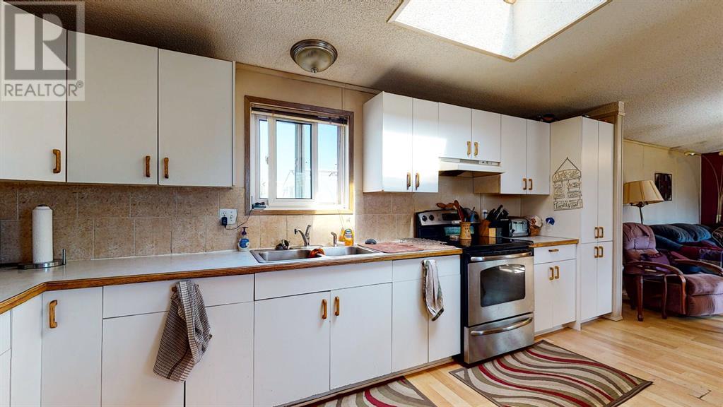 For sale 711 8 Avenue E, Bow Island, Alberta T0K0G0 A1225229 REALTOR.ca