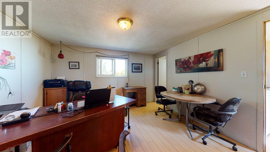 For sale 711 8 Avenue E, Bow Island, Alberta T0K0G0 A1225229 REALTOR.ca