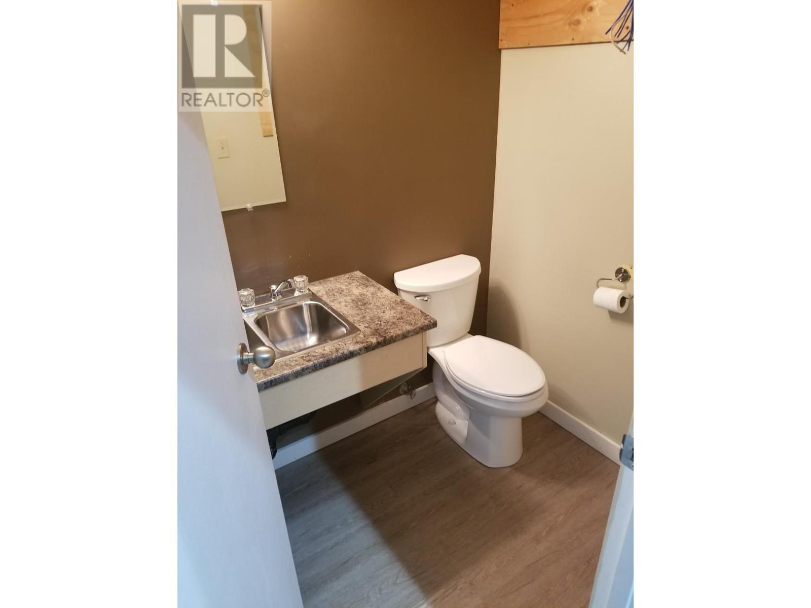 For sale or rent 3275 SEYMOUR STREET, Kamloops, British Columbia