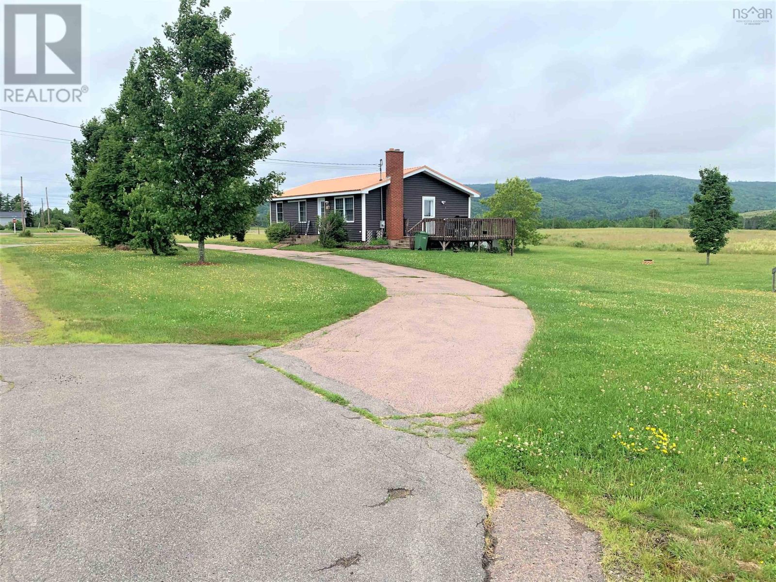 For sale 320 Templar Street, Parrsboro, Nova Scotia B0M1S0 202215576