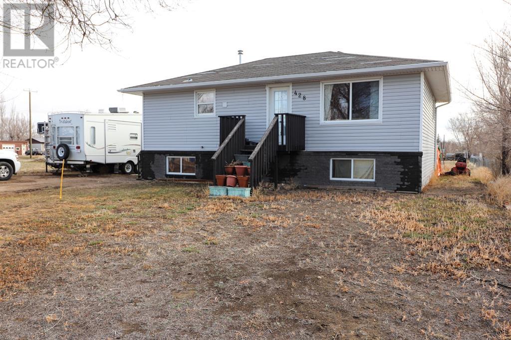 For sale 428 2 Street, Suffield, Alberta T0J2N0 A1203124 REALTOR.ca