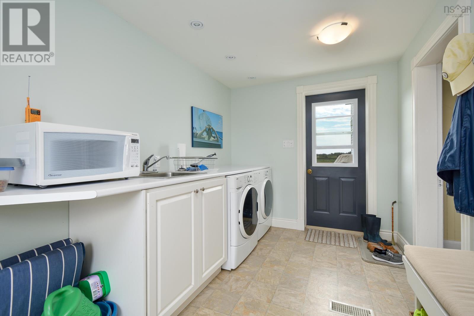 For sale 185 Shore Road, Lower L'Ardoise, Nova Scotia B0E1W0