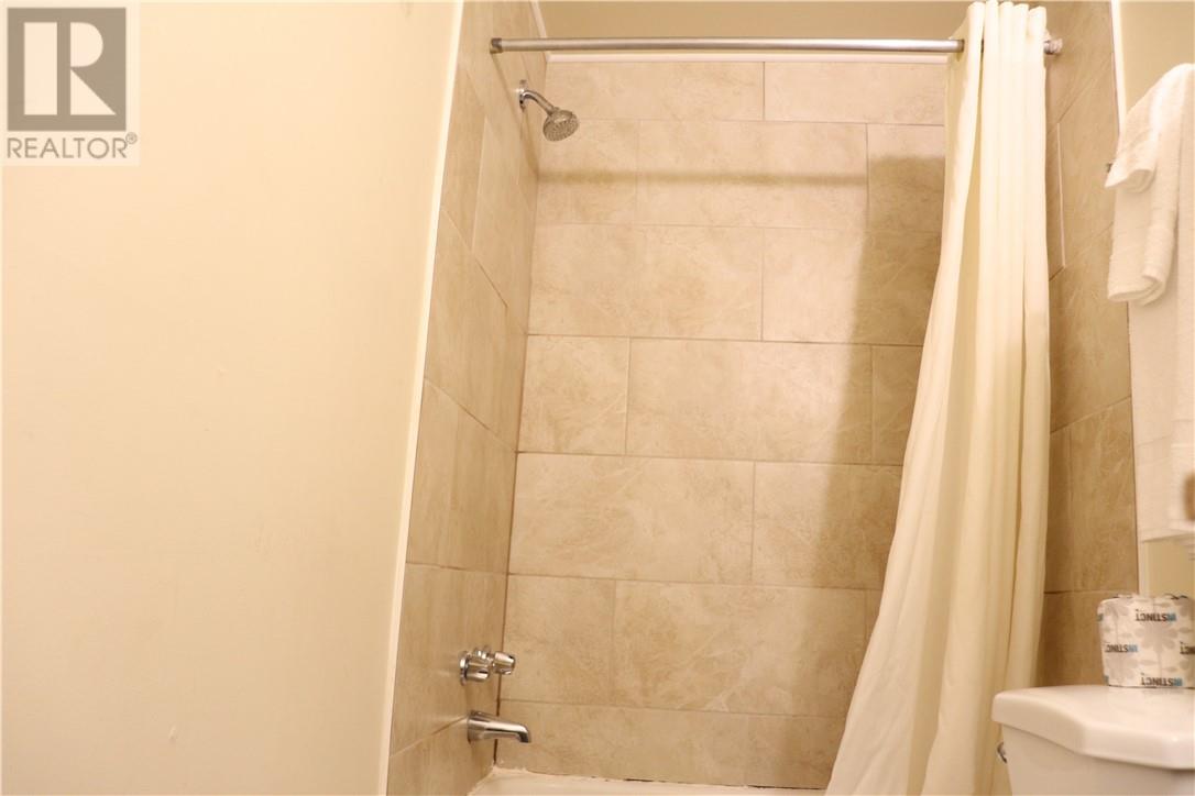 For sale 6165 Weldon ST, Moncton, New Brunswick E1C5V9 M142522