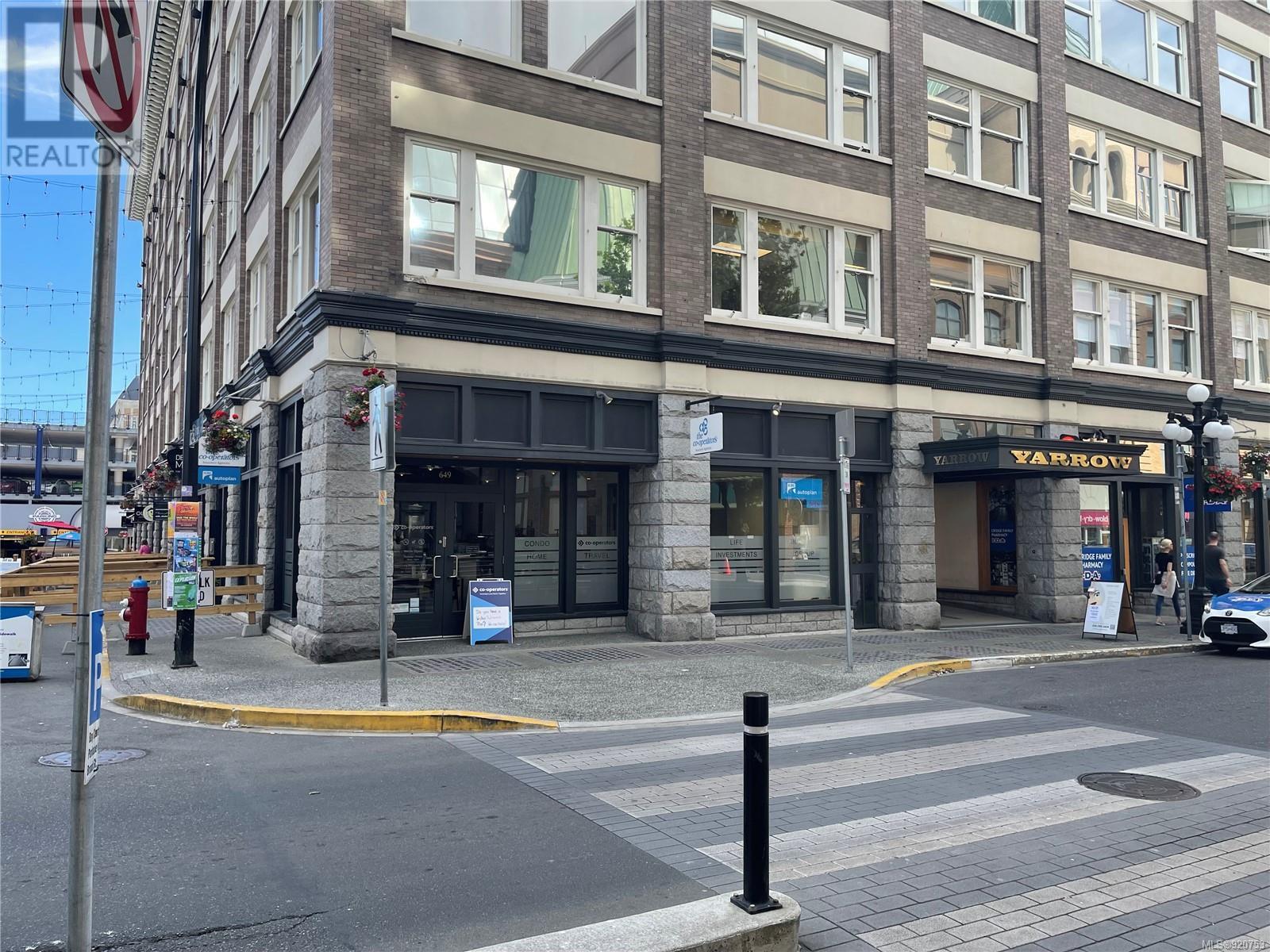For lease 540 645 Fort St, Victoria, British Columbia V8W1Z9 920753